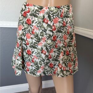 Abercrombie & Fitch Green Cream Skorts Vibrant Floral Design